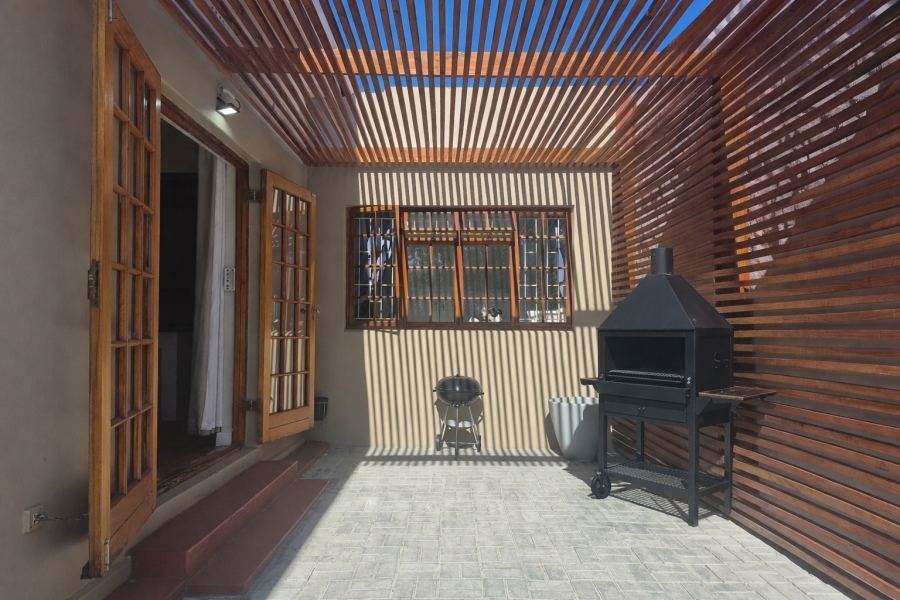 3 Bedroom Property for Sale in Claremont Western Cape